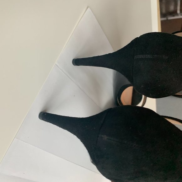 Prada Black Suede sandal with ankle strap - Picture 7 of 14